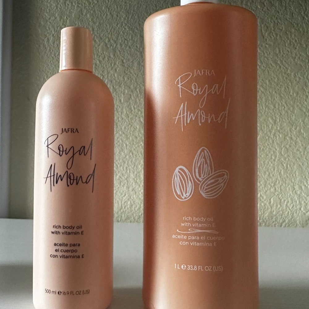 Royal Almond body oil